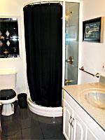 390 Bleecker Avenue - Main Level Bath