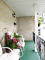 5 Smith Crescent - Pretty Front Porch