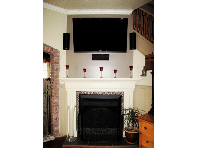 11 Howard Street - Electric Fireplace in Living Room