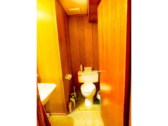 18 Harris Crescent - 2pc Bathroom