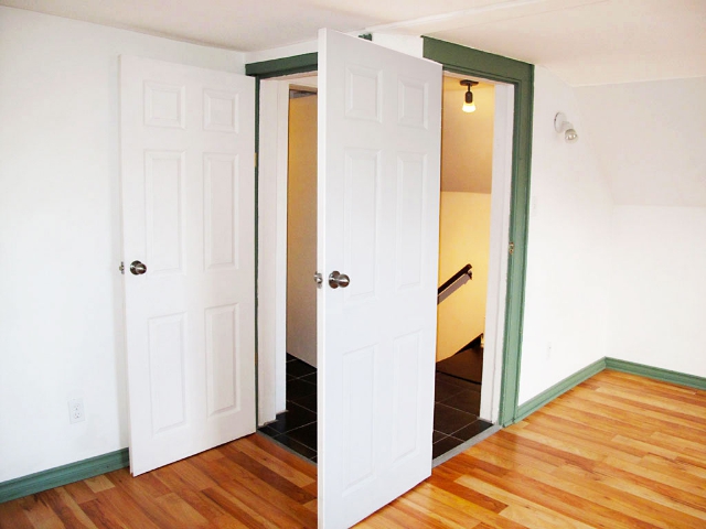 22 Bettes Street - 2 Doors to Master Bedroom