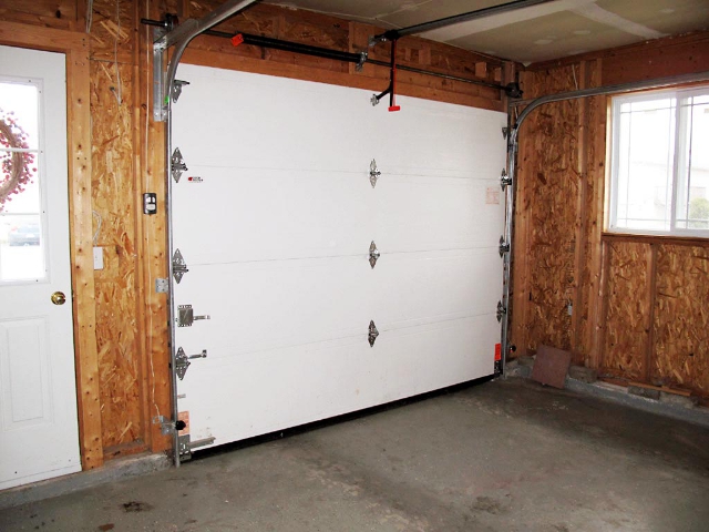 2 Lake Court: Auto Garage Door