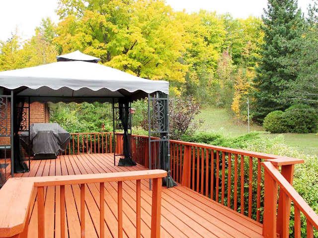 4347 Highway 62 South - Nice Deck