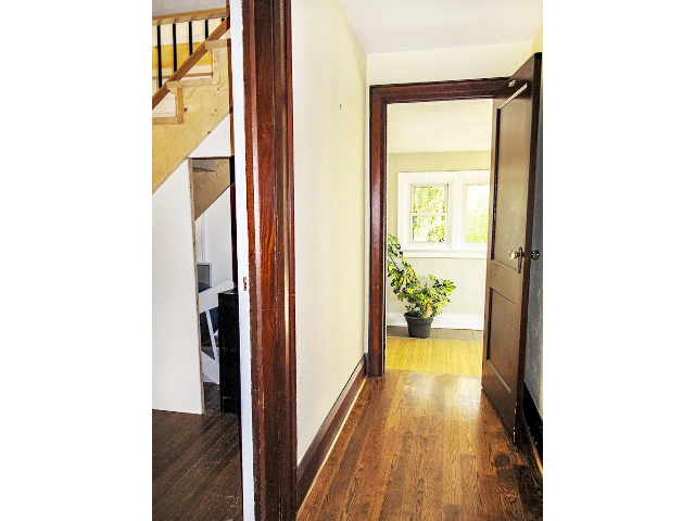 133 Charles Street - Upper Hallway 2