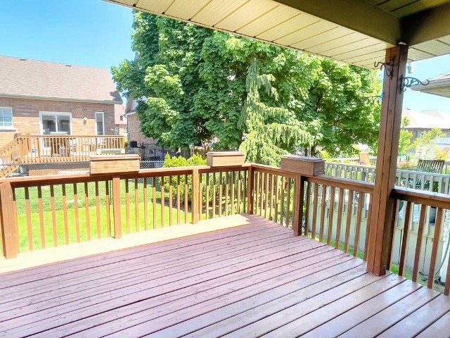 15 Gardiner Street - Covered Deck