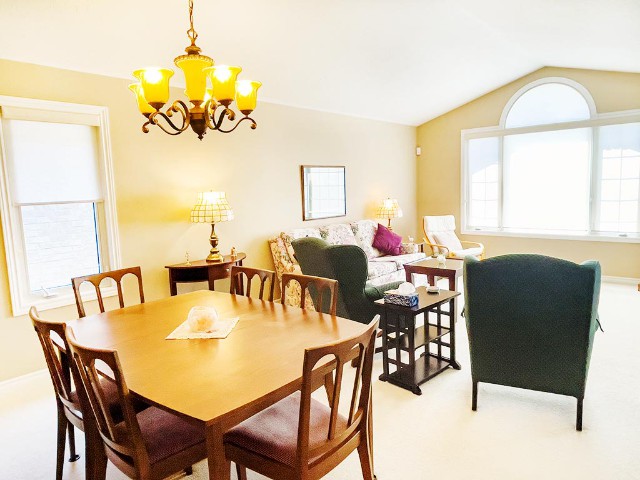 15 Gardiner Street - Dioning Room To Living Room