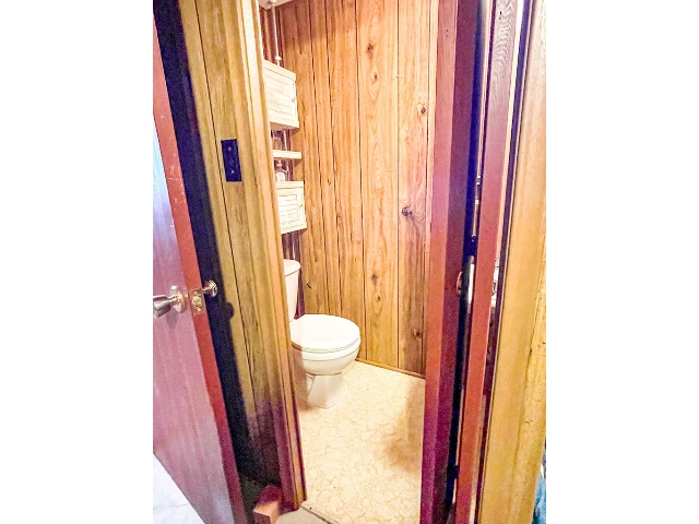 18 Gearin Street - Lower Powder Room