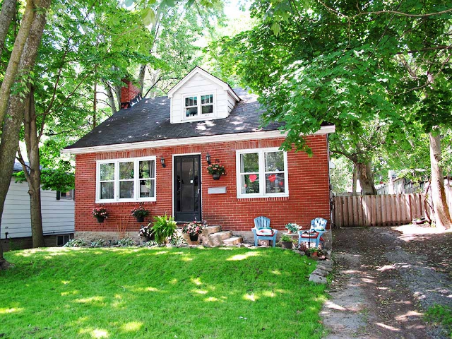 192 Burnham Street - Exterior Front