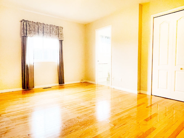 20 Hemlock Crescent - Master Bedroom 2