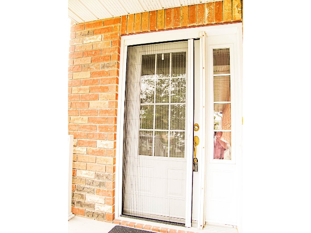 23 Evergreen Court - Slider Screen Door