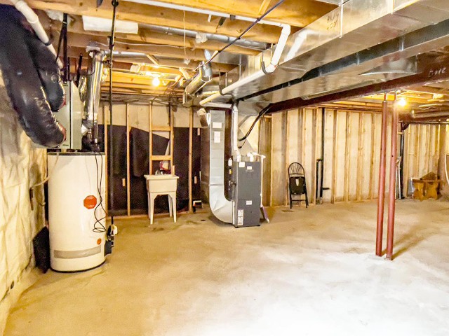 28_Gracefield_Ln_WaterHeaterFurnace_L