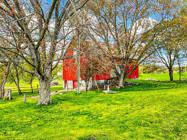 297 Zion Road - Barn