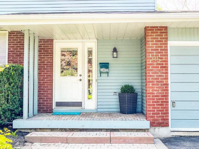 35 Keller Drive - Front Entry