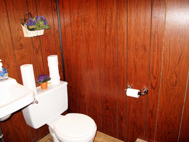 44 Union Road - Powder Room