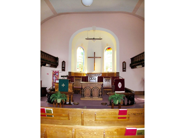 44 Union Road - The Altar and Choir