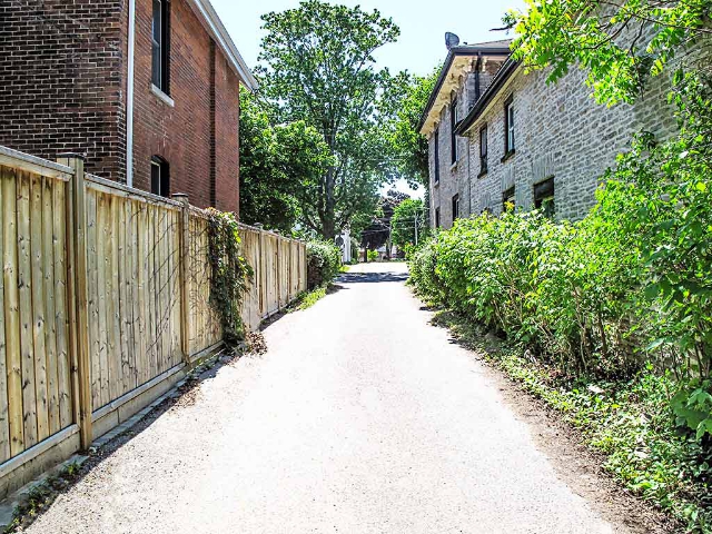 56 Alexander Street - Urban Laneway_