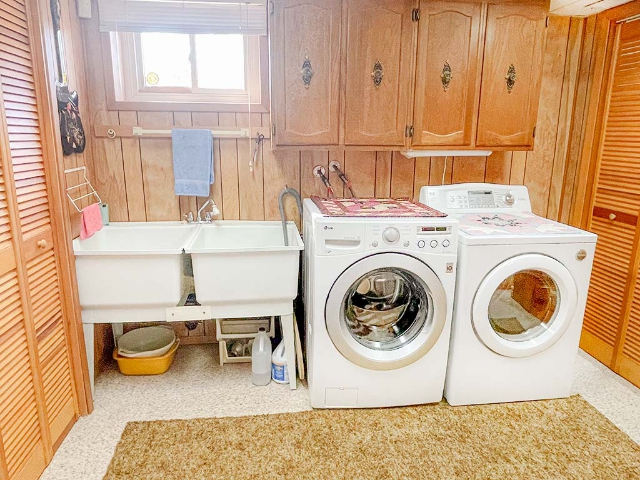 583 Mitchell Road - Laundry Area