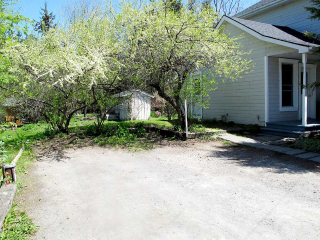 6 Ryerson Street - Double Driveway